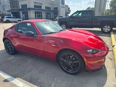 Used 2017 MAZDA MX-5 Miata RF Club RWD image 5