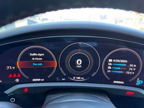 Used 2022 Porsche Taycan RWD image 10