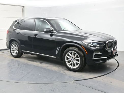 Used 2021 BMW X5 xDrive40i w/ Premium Package image 28