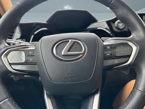 Used 2024 Lexus NX 350 AWD image 17