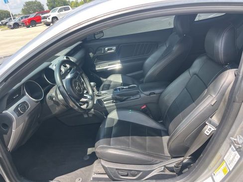 Used 2021 Ford Mustang Premium image 14