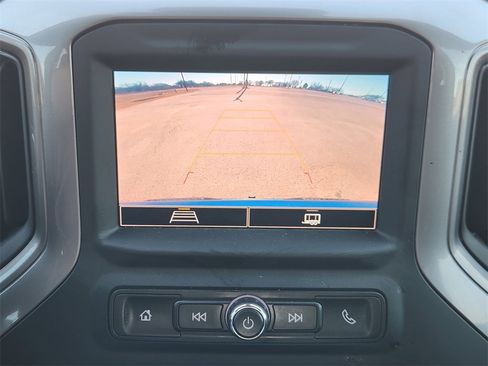 Used 2022 Chevrolet Silverado 1500 Custom image 18