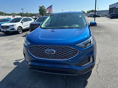 Used 2024 Ford Edge SEL w/ Convenience Package AWD/4WD image 2