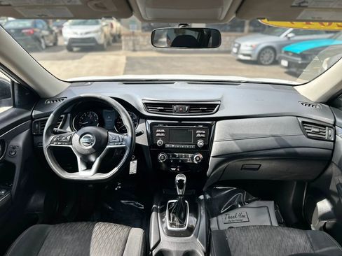 Used 2017 Nissan Rogue S AWD/4WD image 33