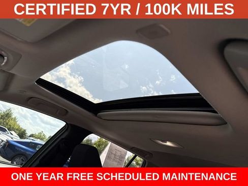 Used 2023 Toyota Corolla Cross LE w/ Moonroof Package FWD image 13