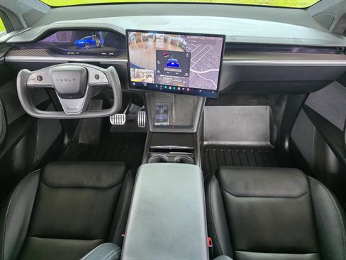 Used 2022 Tesla Model X Plaid AWD/4WD image 9