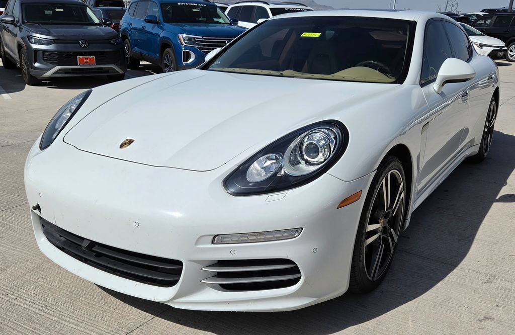 Used 2016 Porsche Panamera 4 AWD/4WD image 2