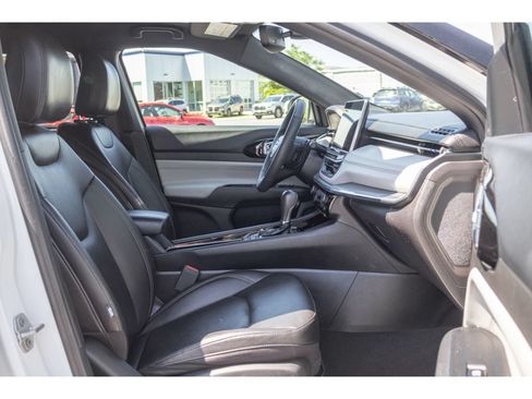Used 2024 Jeep Compass Limited AWD/4WD image 11