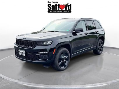 New 2025 Jeep Grand Cherokee Limited w/ Black Appearance Package
