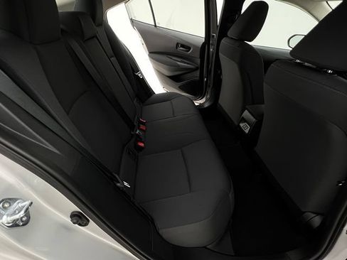 Used 2025 Toyota Corolla LE FWD image 14
