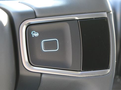 New 2025 Ford Expedition Active AWD/4WD image 26