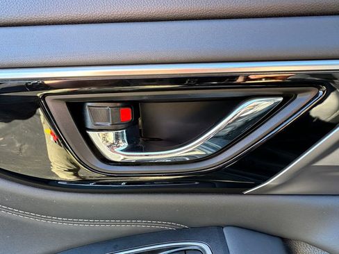 Used 2023 Subaru Outback Limited XT image 31