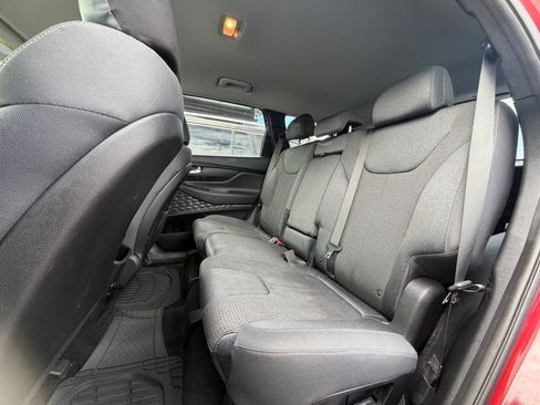 Used 2019 Hyundai Santa Fe SE FWD image 15