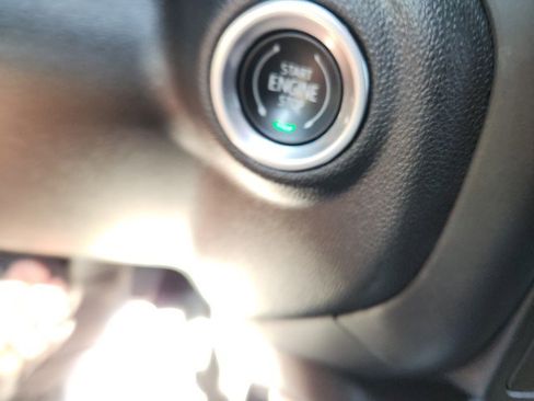 Used 2022 Chevrolet Silverado 1500 RST w/ Redline Edition image 48