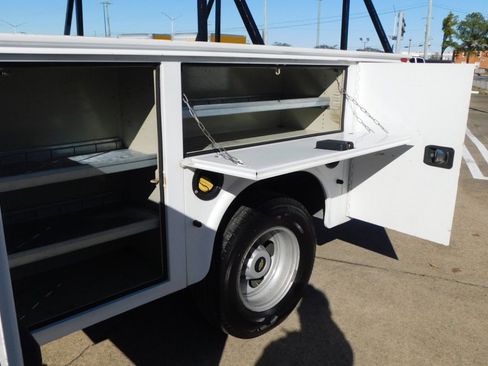 Used 2015 Chevrolet Silverado 3500 W/T image 13