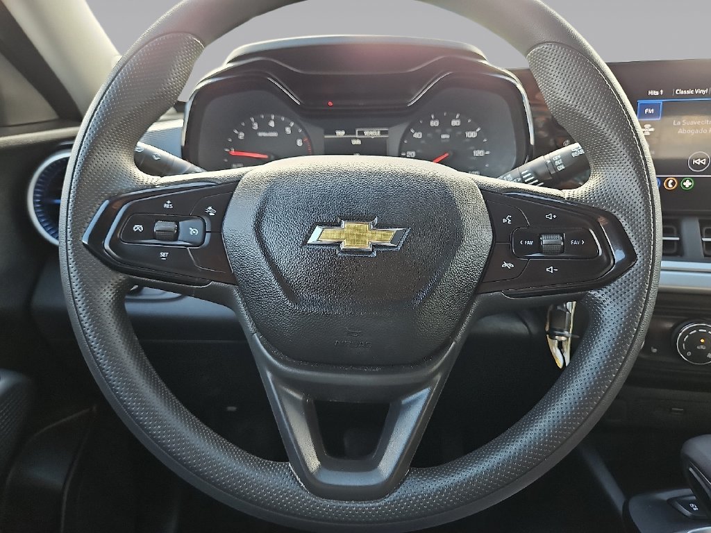 Used 2024 Chevrolet Trax LS w/ LS Convenience Package FWD image 19