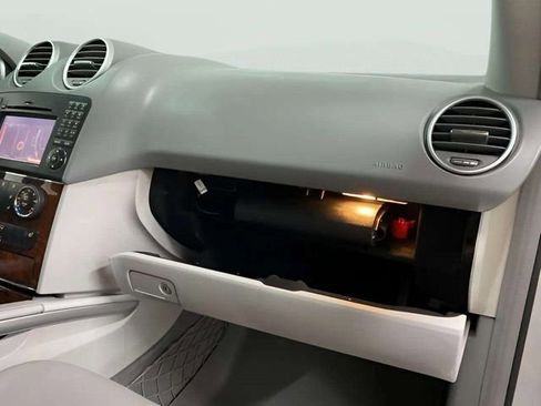 Used 2011 Mercedes-Benz ML 350 BlueTEC 4MATIC image 75