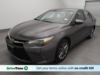Used 2017 Toyota Camry SE w/ Moonroof Package