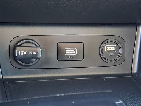 Used 2023 Hyundai Sonata SE w/ Preferred Accessory Package image 24