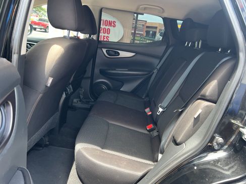 Used 2021 Nissan Rogue Sport S FWD image 24