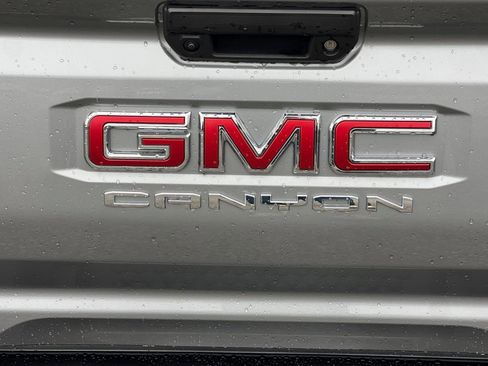 Used 2025 GMC Canyon Elevation w/ Convenience Package image 47