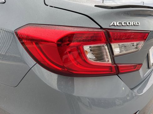 Used 2022 Honda Accord Sport image 7