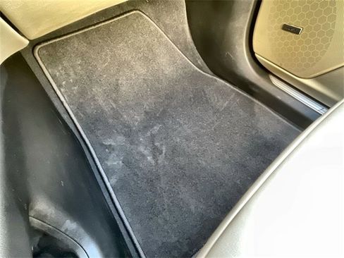 Used 2018 Cadillac XT5 Premium Luxury image 36