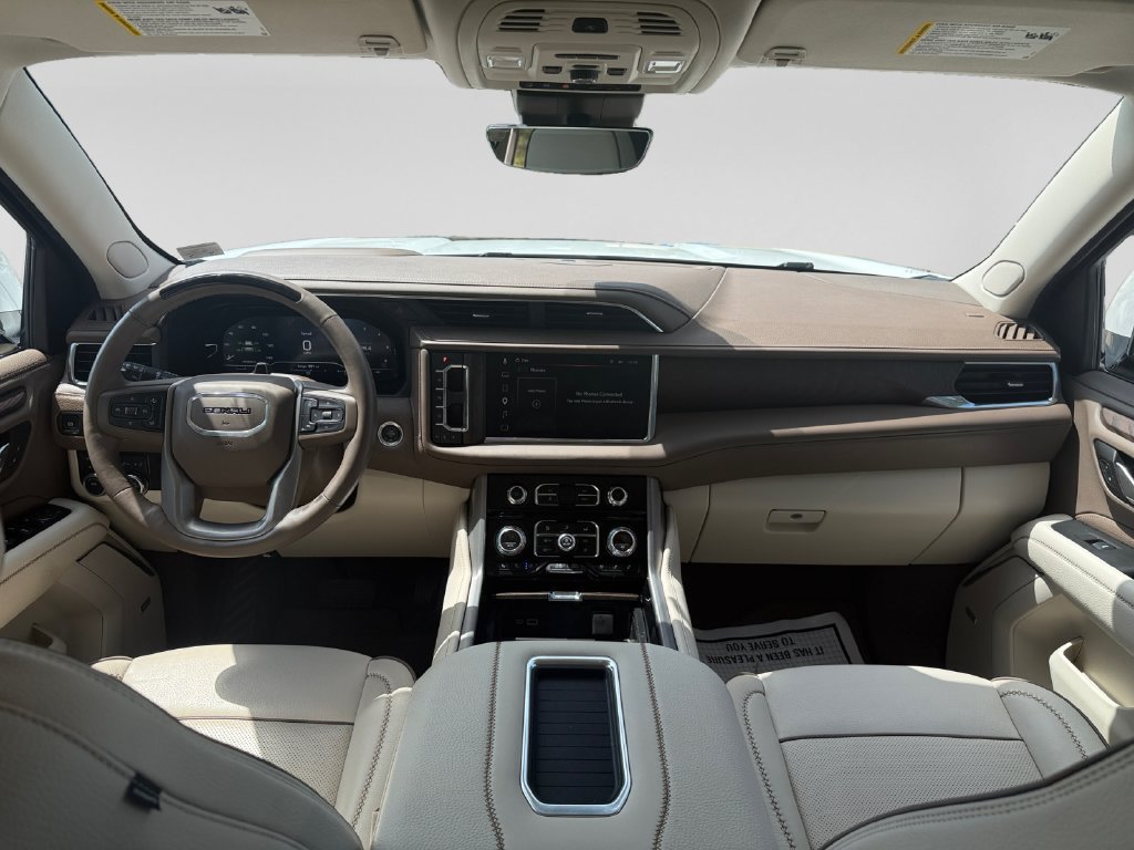 Used 2024 GMC Yukon Denali w/ Advanced Technology Package AWD/4WD image 12
