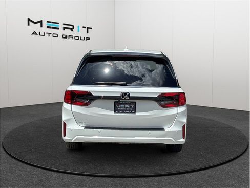 Used 2026 Honda Odyssey Touring image 8