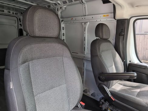 Used 2023 RAM ProMaster 2500 image 23