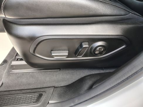 Certified 2024 Jeep Grand Cherokee Limited image 22