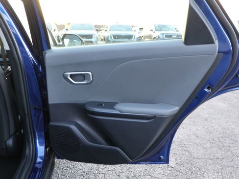New 2025 Kia K4 LXS image 13