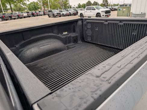 Used 2019 RAM 1500 Big Horn AWD/4WD image 13