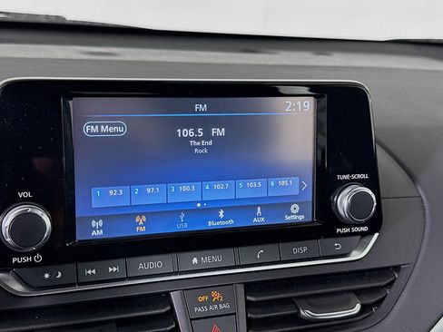 Used 2023 Nissan Altima 2.5 S FWD image 21