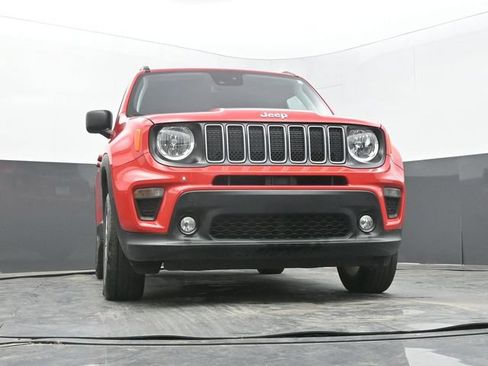 Used 2023 Jeep Renegade Latitude w/ Premium Group AWD/4WD image 63