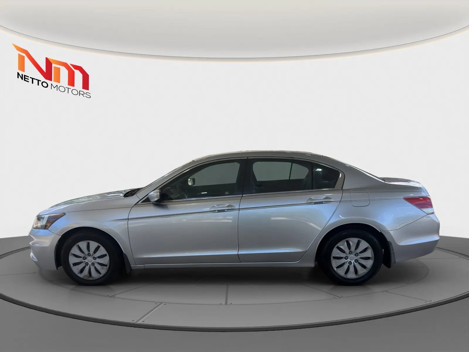 Used 2011 Honda Accord LX image 2