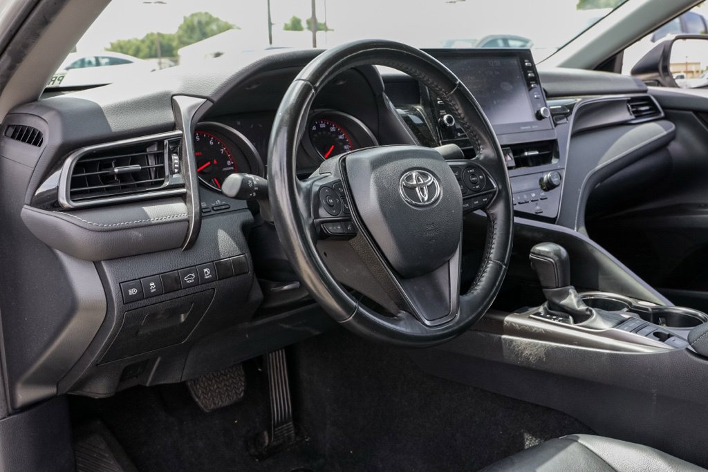 Used 2024 Toyota Camry XSE FWD image 18
