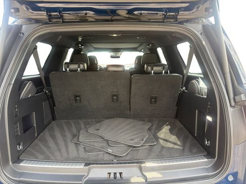 Used 2018 Lincoln Navigator L Reserve w/ Technology Package AWD/4WD image 16