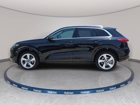 Certified 2025 Audi Q5 Premium w/ Premium Plus AWD/4WD image 8