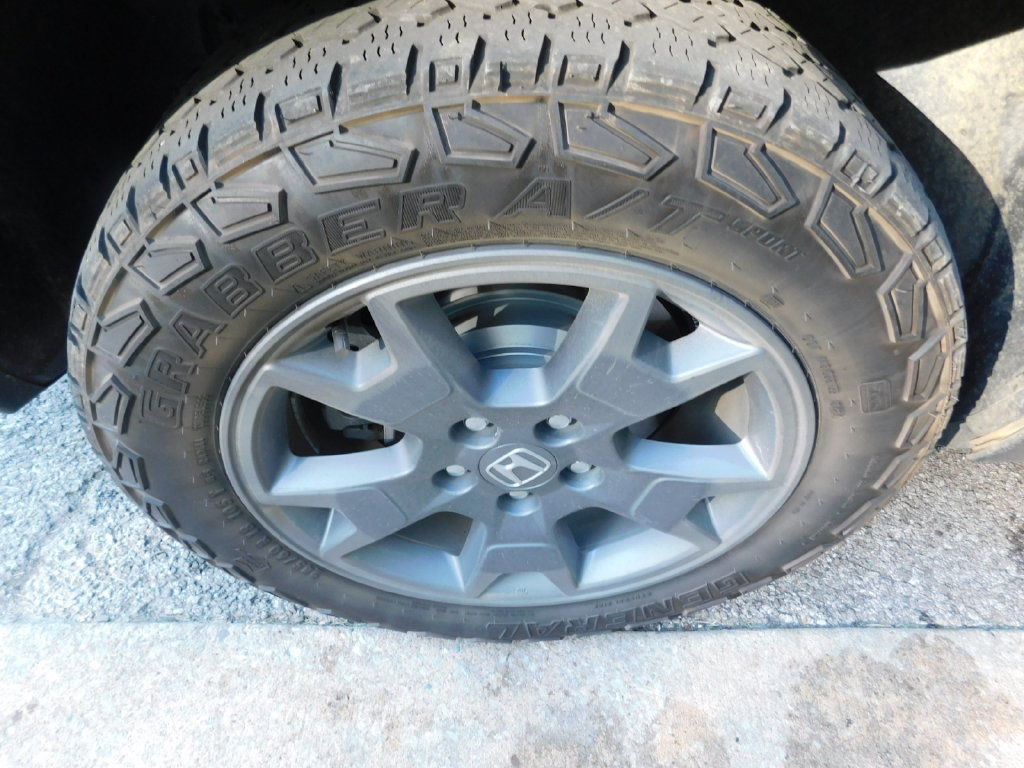 Certified 2025 Honda Passport TrailSport image 8