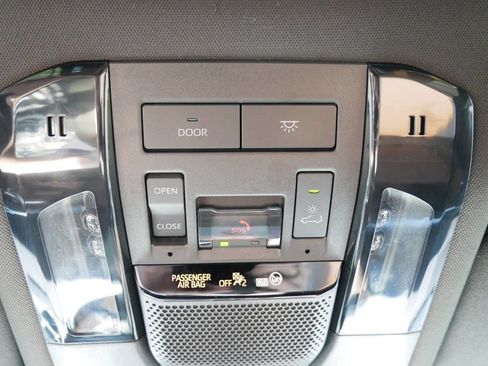 Used 2024 Lexus GX 550 w/ Cold Area Package AWD/4WD image 27