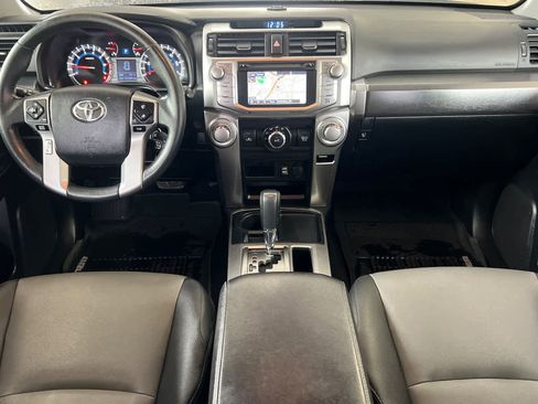 Used 2019 Toyota 4Runner SR5 Premium RWD image 3