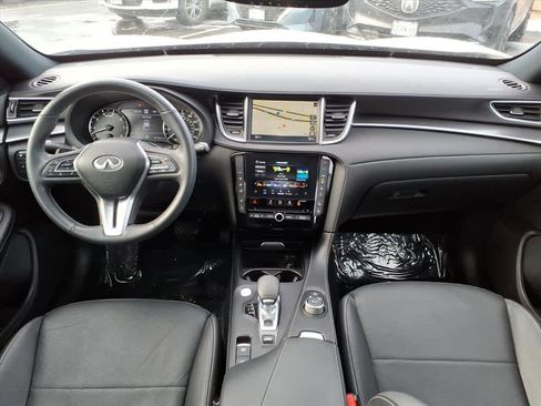 Certified 2023 INFINITI QX55 Essential image 11