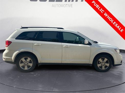 Used 2012 Dodge Journey SXT w/ Flexible Seating Group image 6