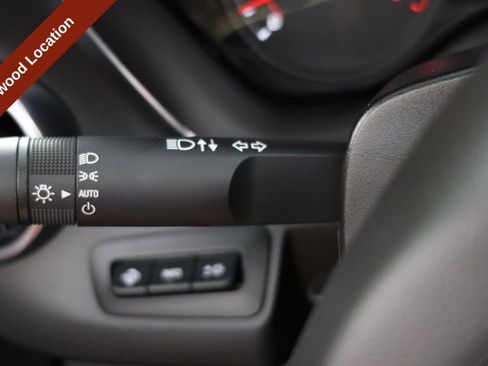 Used 2022 Chevrolet Camaro SS image 25