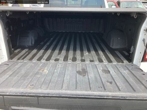 Used 2021 GMC Sierra 1500 SLE AWD/4WD image 10