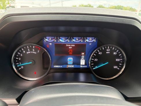 Used 2022 Ford Expedition XLT image 16