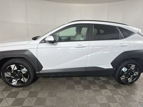 Certified 2024 Hyundai Kona SEL FWD image 5