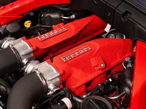 Certified 2023 Ferrari Portofino M image 20