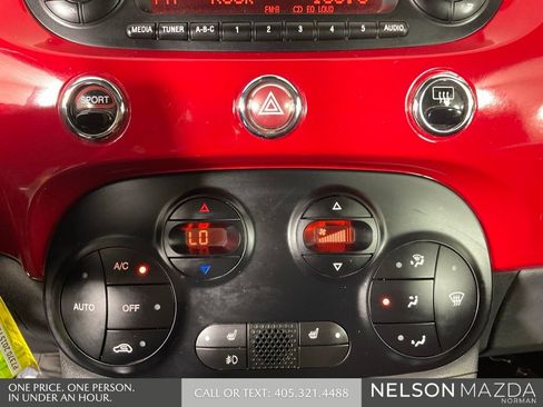 Used 2015 FIAT 500 Turbo w/ Comfort/Convenience Group FWD image 26